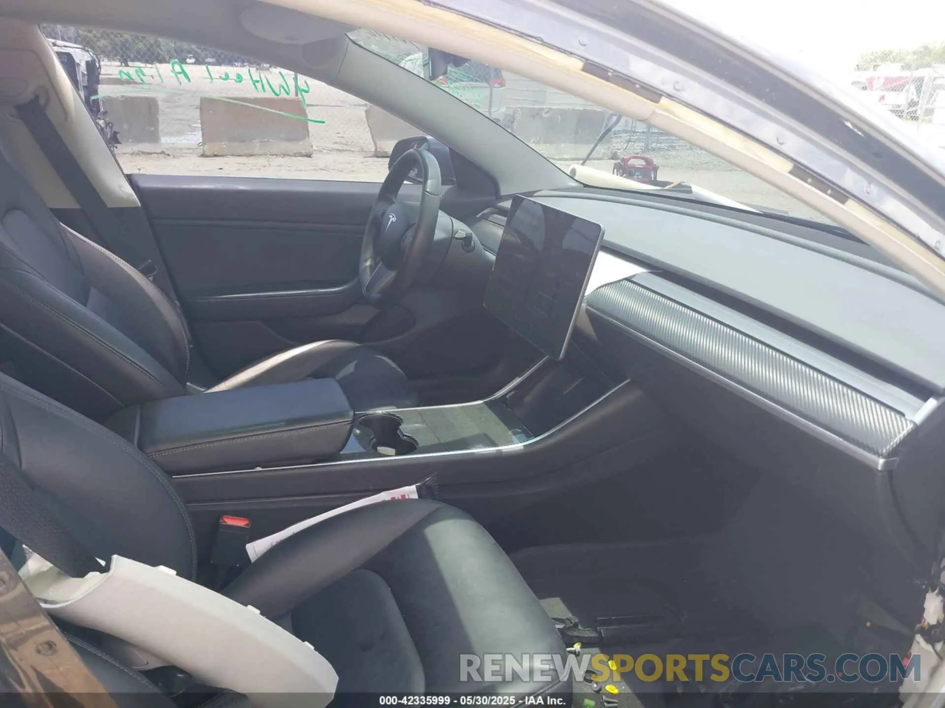 5 Photograph of a damaged car 5YJ3E1EBXKF407245 TESLA MODEL 3 2019