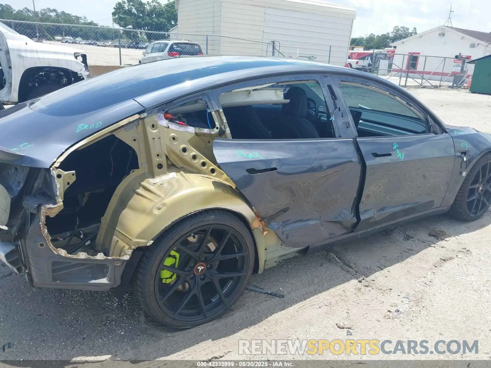 6 Photograph of a damaged car 5YJ3E1EBXKF407245 TESLA MODEL 3 2019
