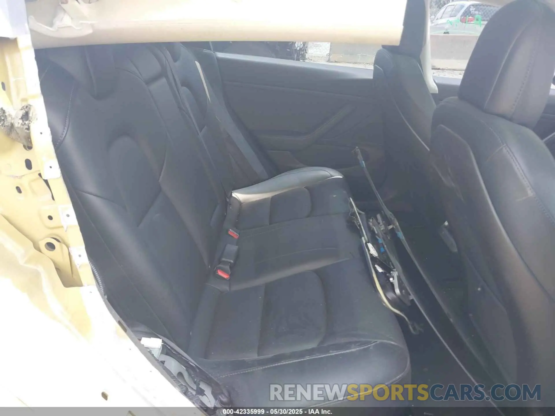8 Photograph of a damaged car 5YJ3E1EBXKF407245 TESLA MODEL 3 2019