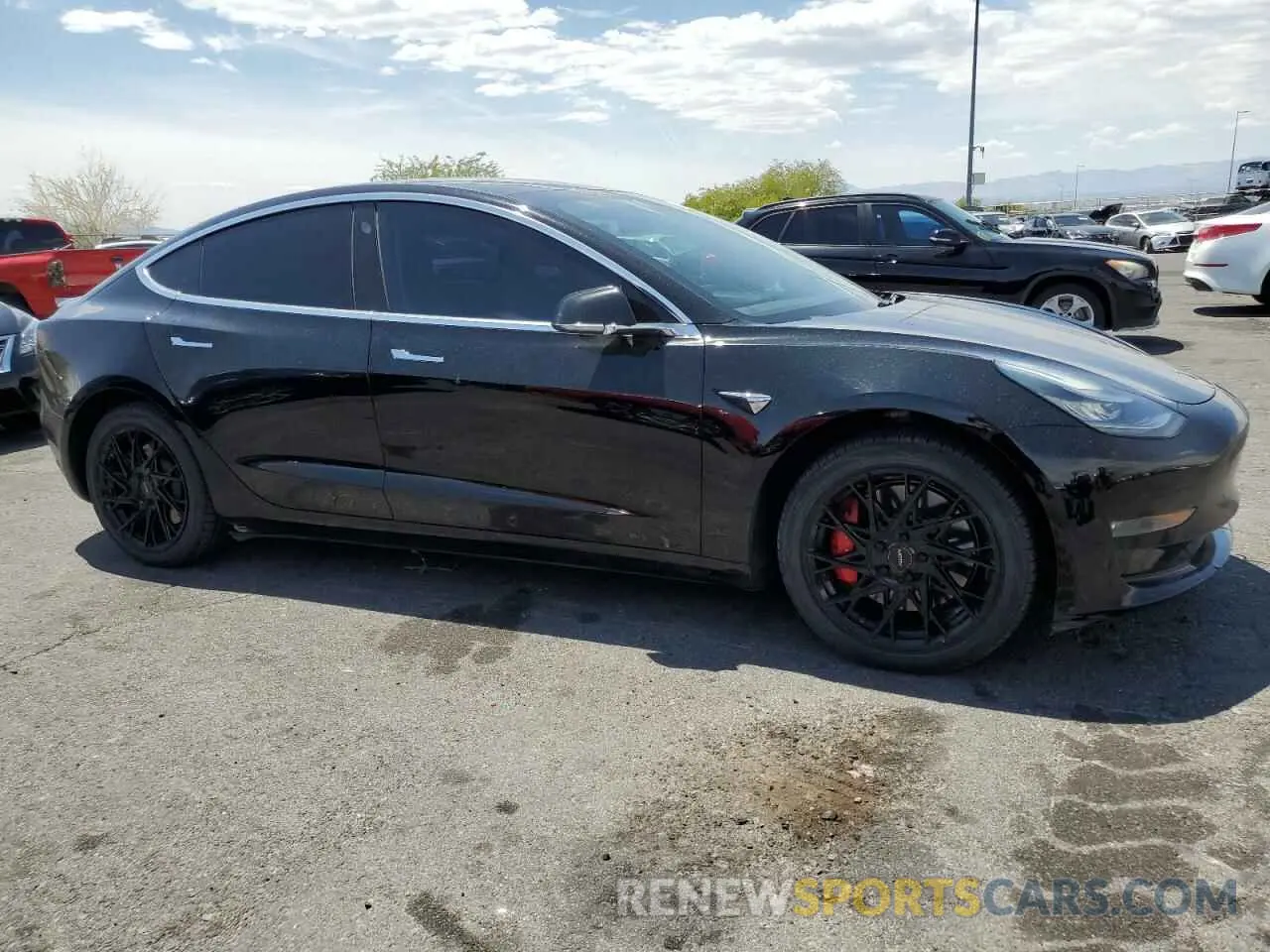 4 Photograph of a damaged car 5YJ3E1EBXKF413434 TESLA MODEL 3 2019