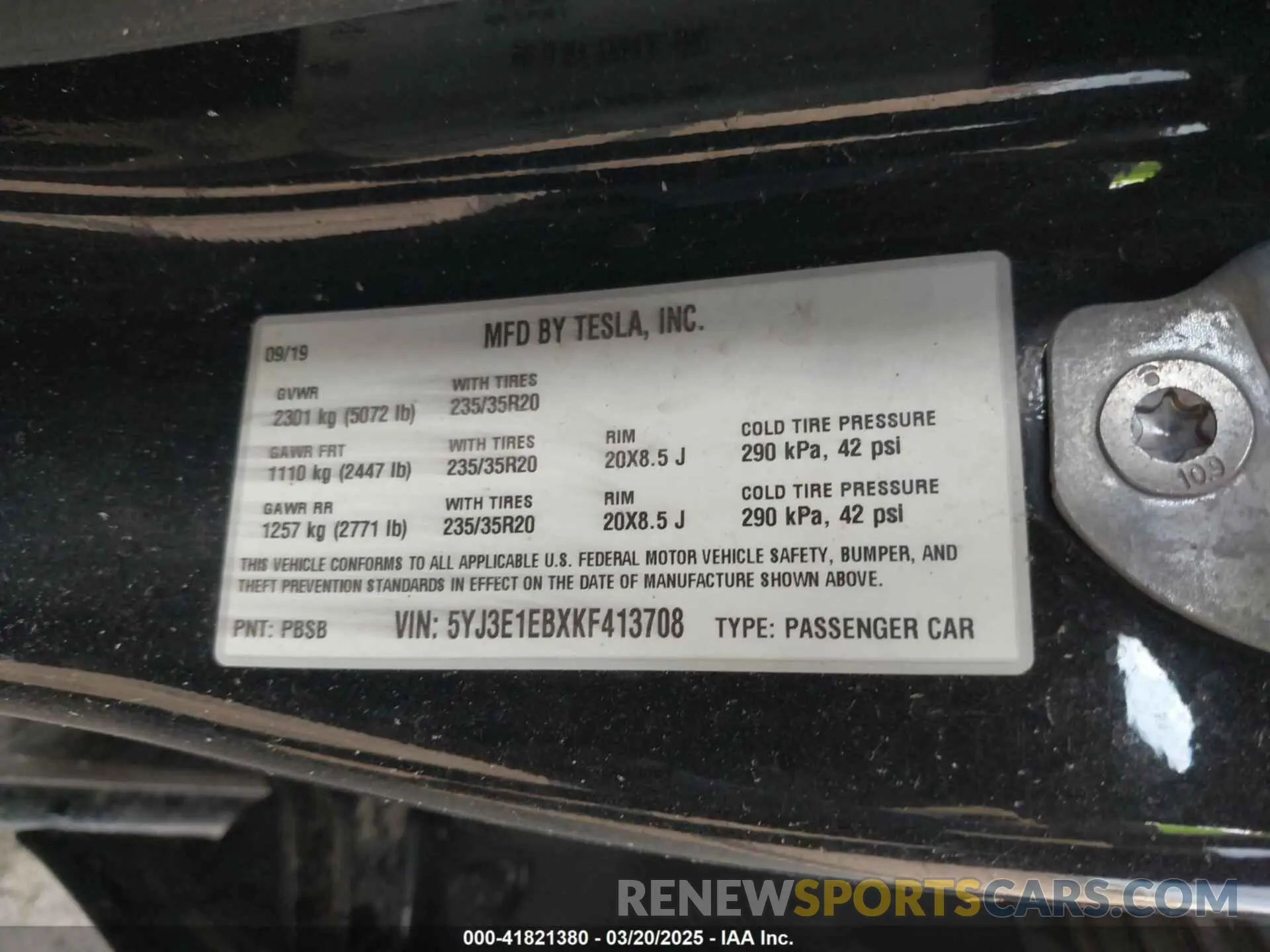 8 Photograph of a damaged car 5YJ3E1EBXKF413708 TESLA MODEL 3 2019