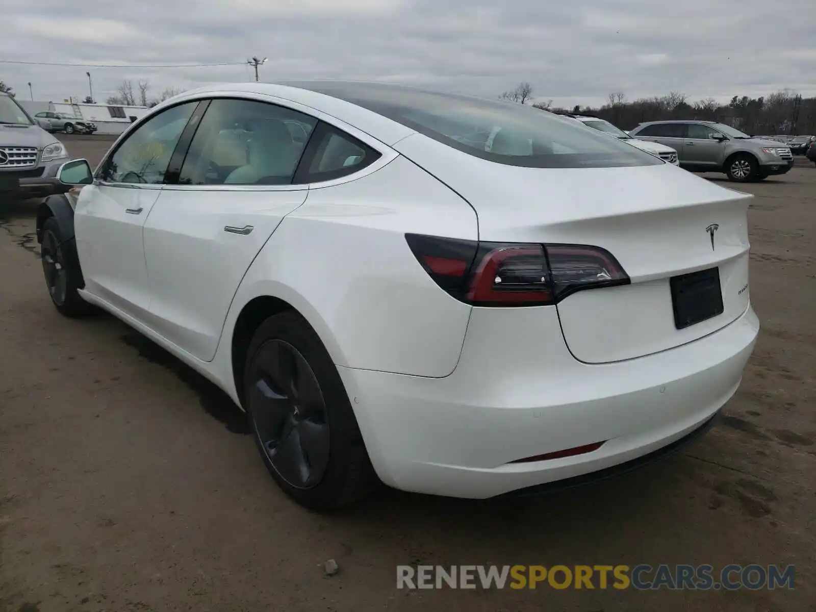 3 Photograph of a damaged car 5YJ3E1EBXKF437247 TESLA MODEL 3 2019