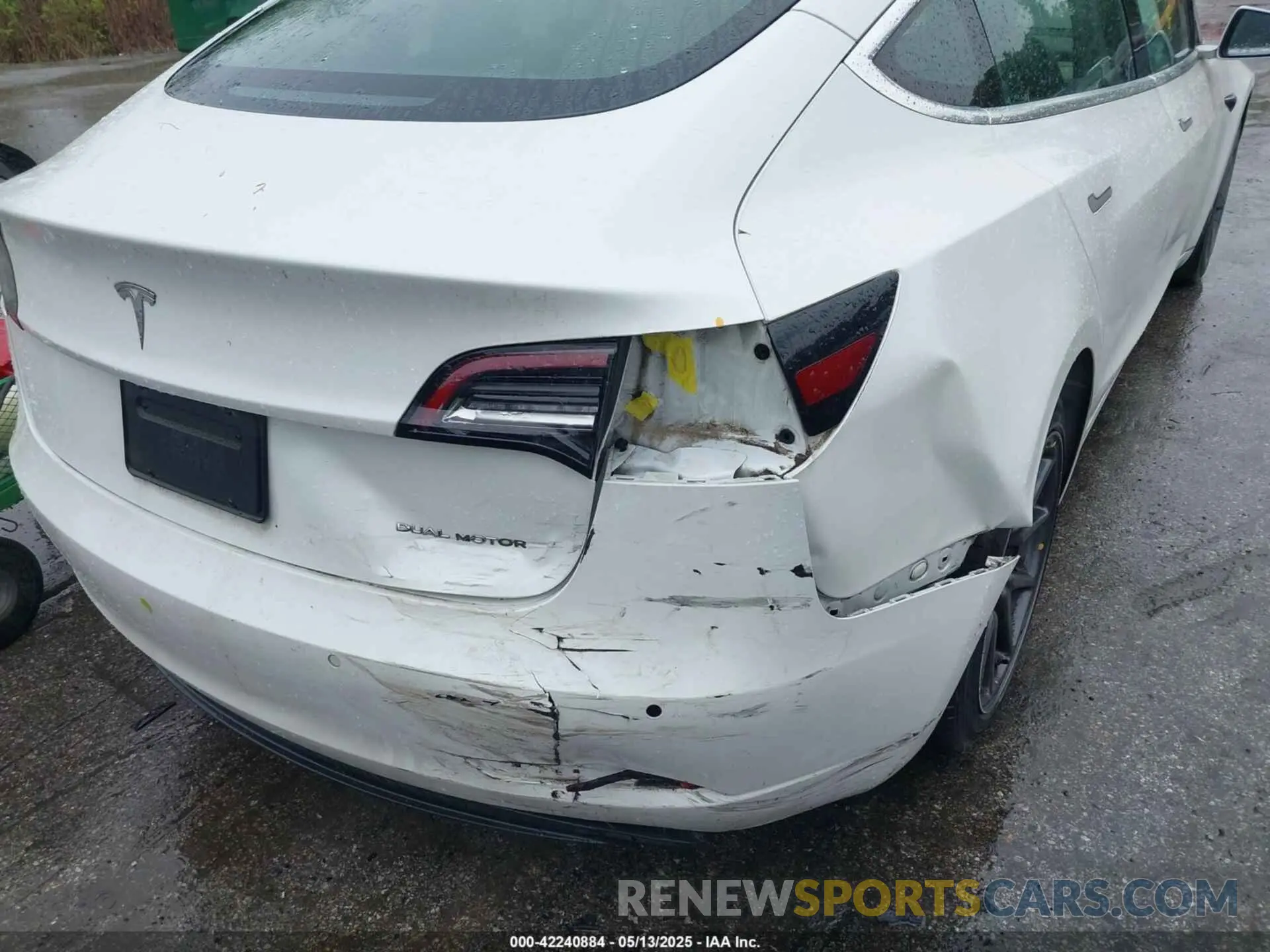 6 Photograph of a damaged car 5YJ3E1EBXKF442335 TESLA MODEL 3 2019