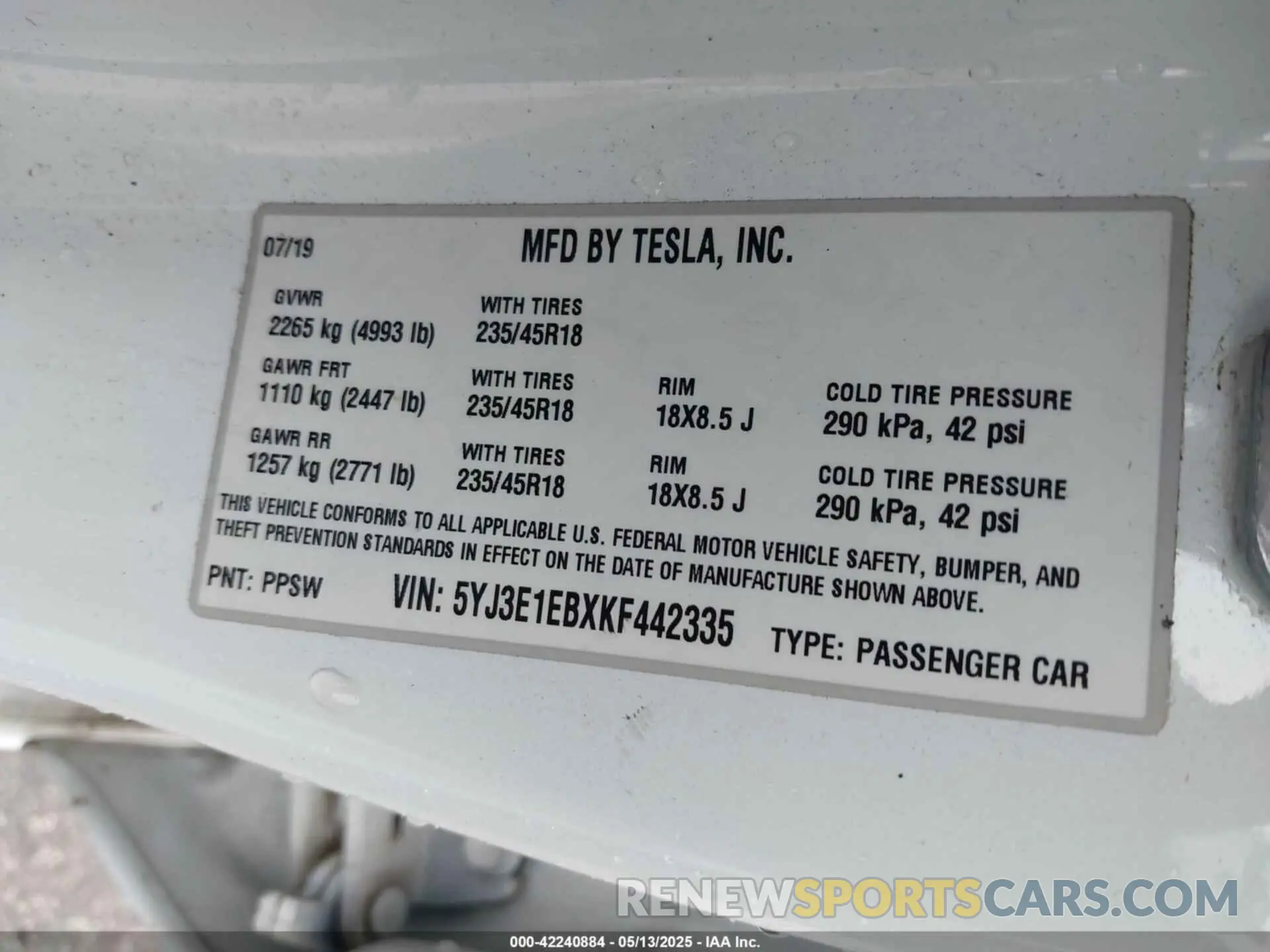 9 Photograph of a damaged car 5YJ3E1EBXKF442335 TESLA MODEL 3 2019