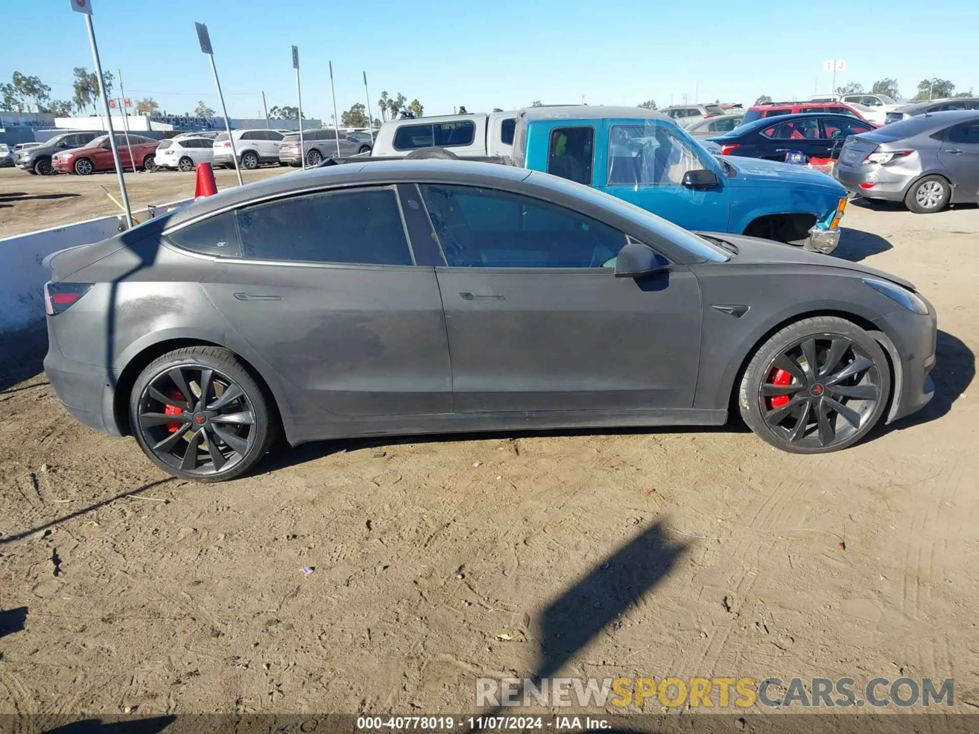 12 Photograph of a damaged car 5YJ3E1EBXKF476968 TESLA MODEL 3 2019