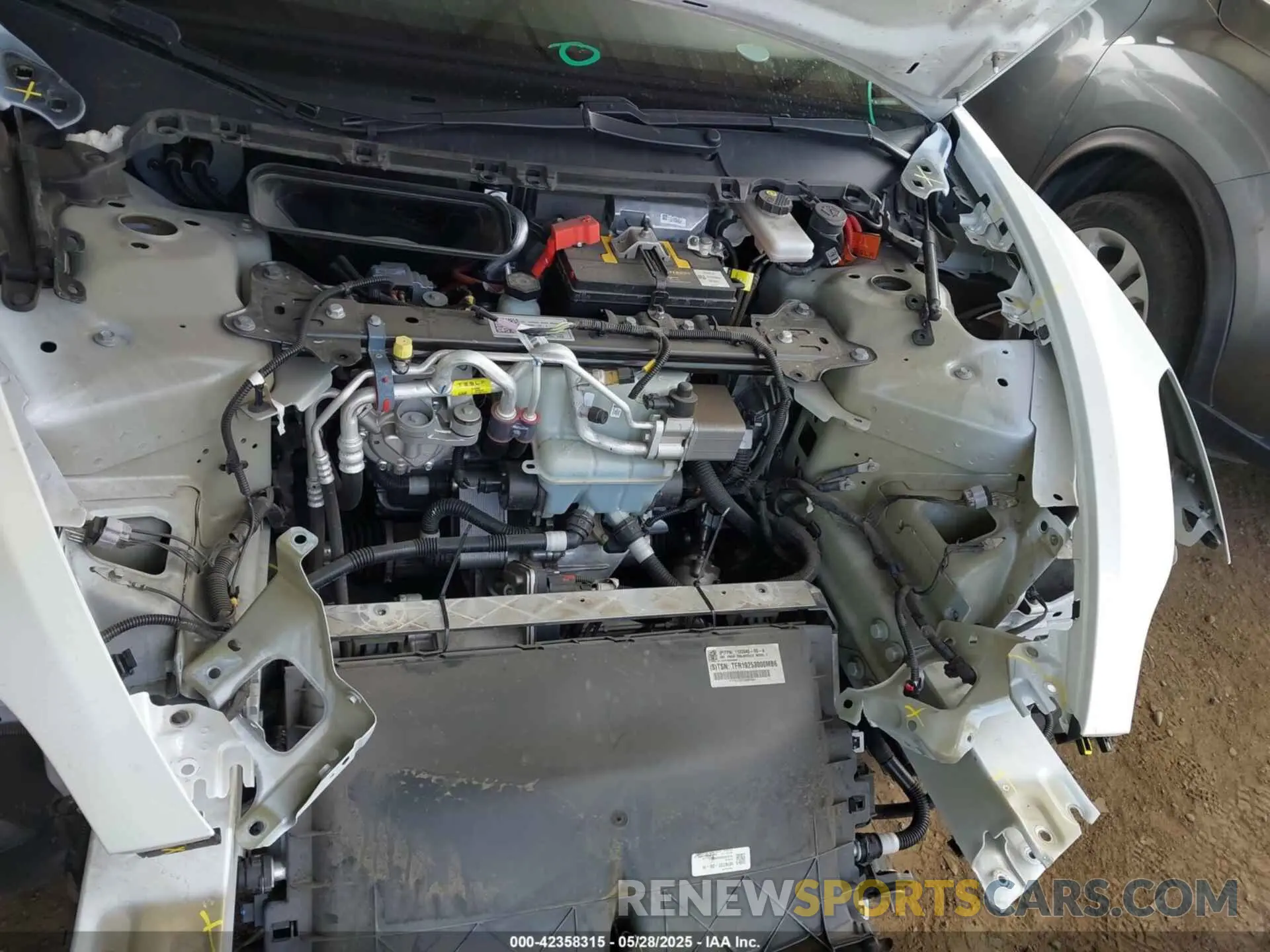 10 Photograph of a damaged car 5YJ3E1EBXKF513002 TESLA MODEL 3 2019