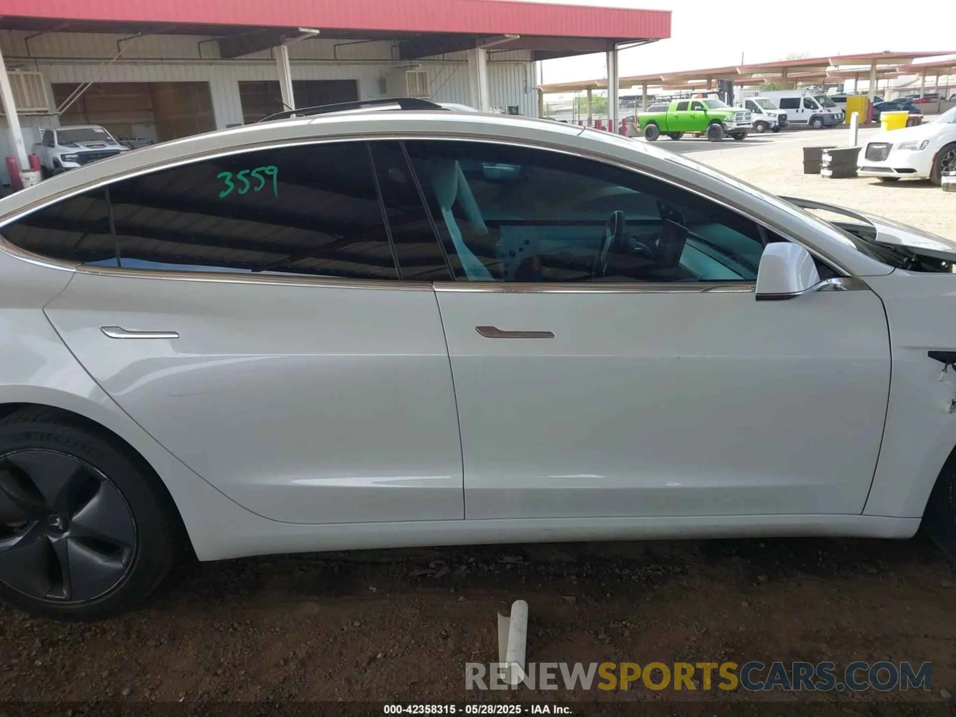 13 Photograph of a damaged car 5YJ3E1EBXKF513002 TESLA MODEL 3 2019