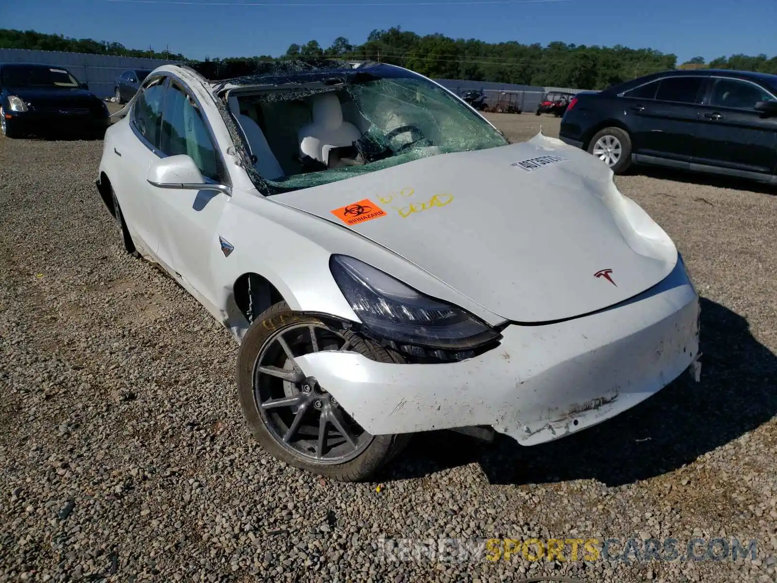 1 Photograph of a damaged car 5YJ3E1EBXKF517728 TESLA MODEL 3 2019