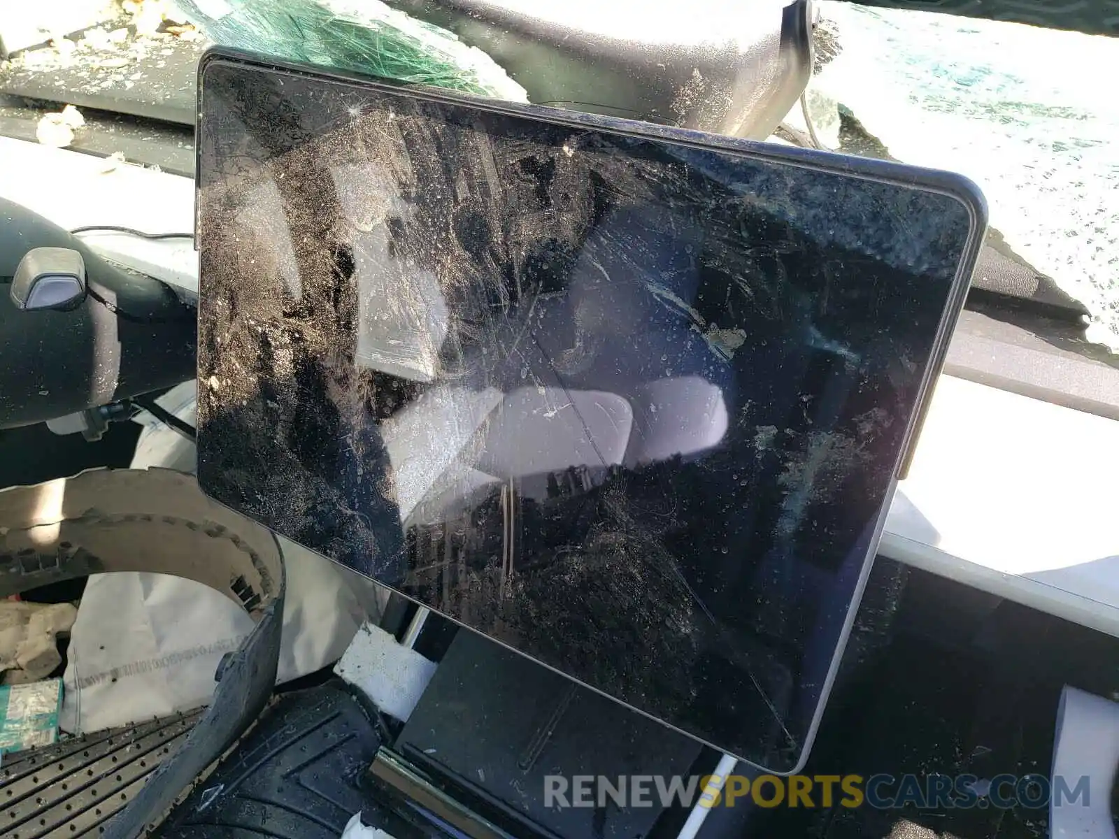 8 Photograph of a damaged car 5YJ3E1EBXKF517728 TESLA MODEL 3 2019