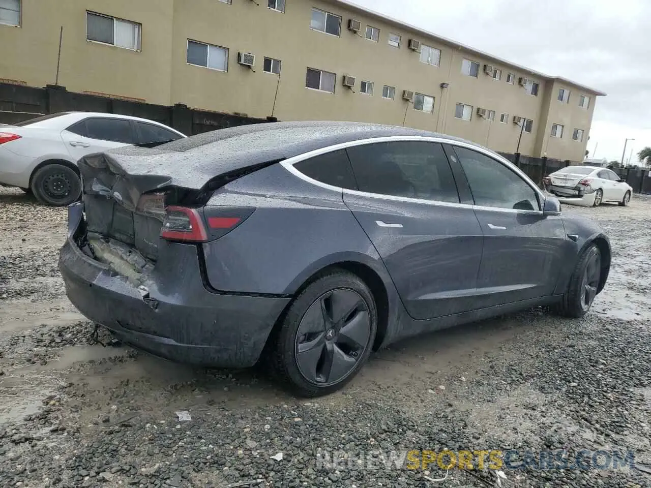 3 Photograph of a damaged car 5YJ3E1EBXKF520659 TESLA MODEL 3 2019