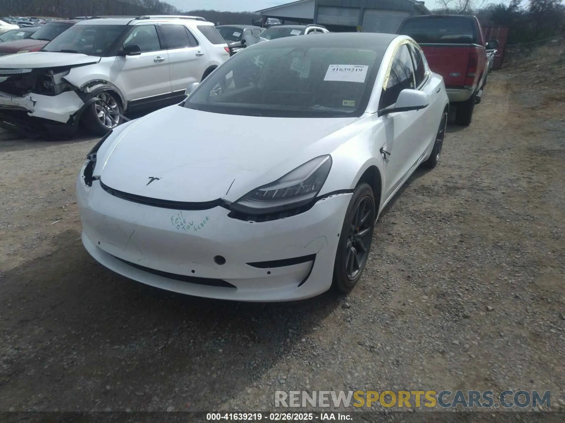 6 Photograph of a damaged car 5YJ3E1EA0LF597839 TESLA MODEL 3 2020