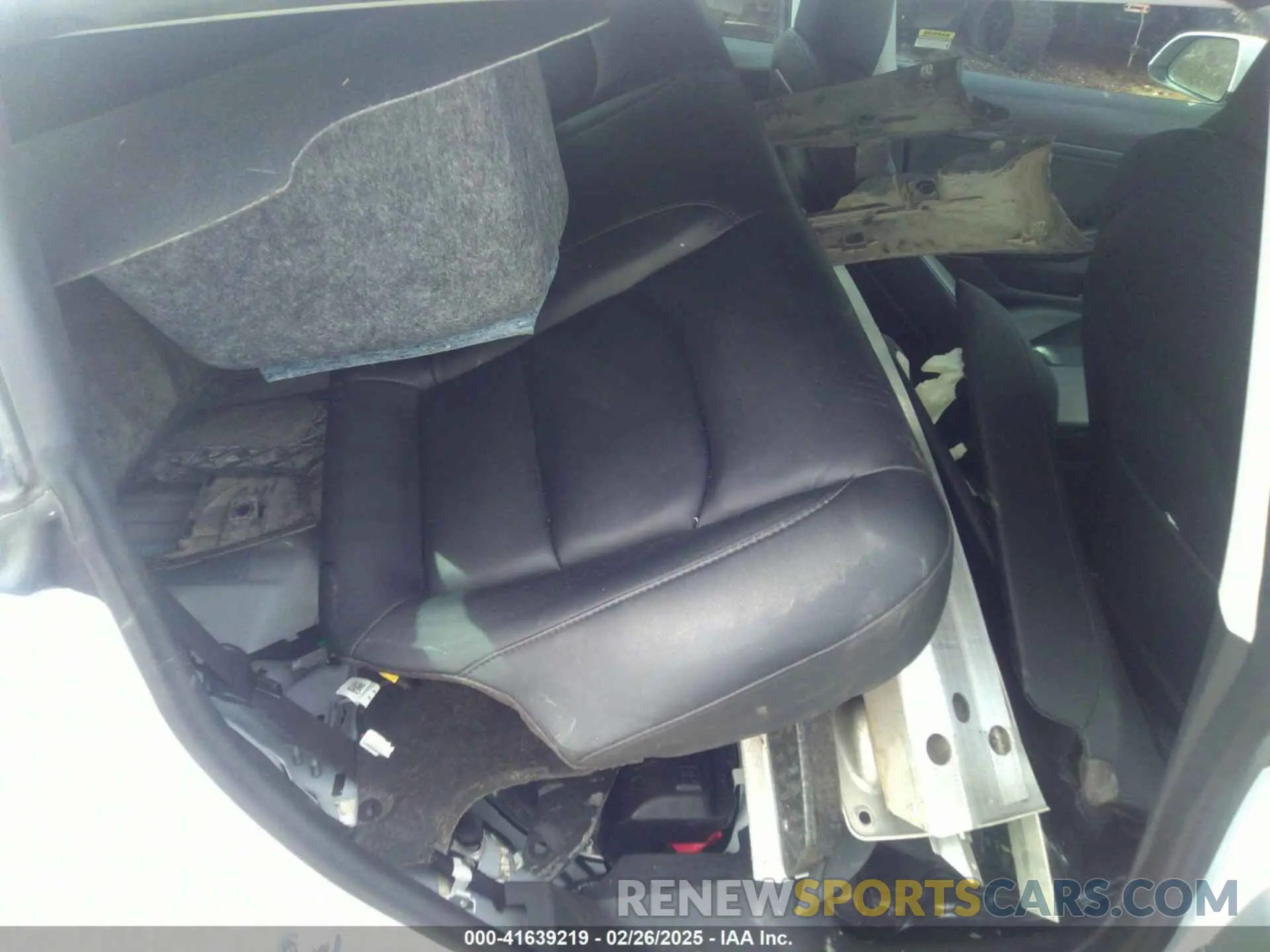 8 Photograph of a damaged car 5YJ3E1EA0LF597839 TESLA MODEL 3 2020