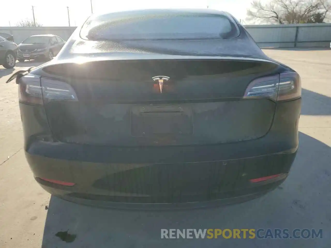 6 Photograph of a damaged car 5YJ3E1EA0LF598196 TESLA MODEL 3 2020