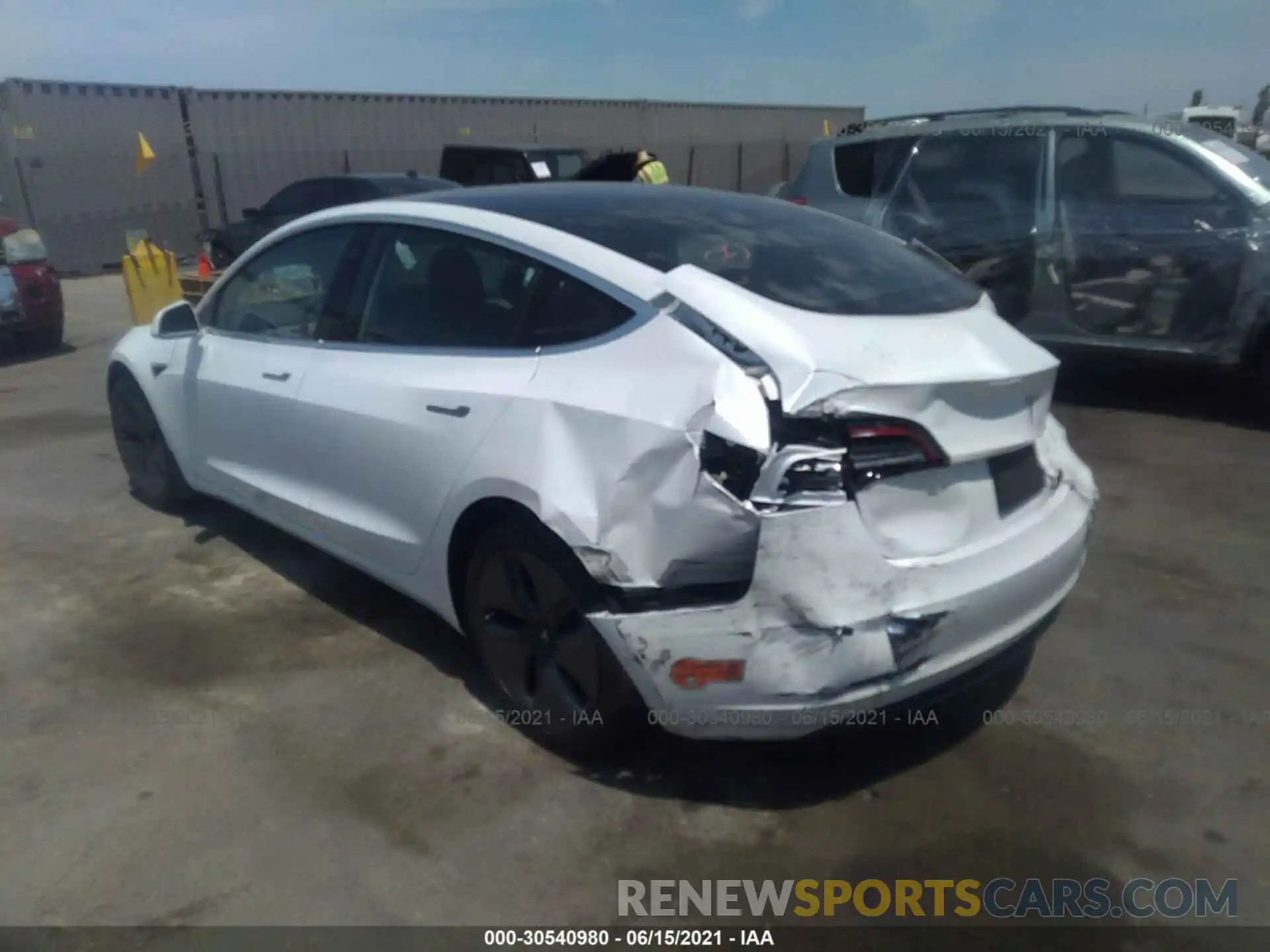 3 Photograph of a damaged car 5YJ3E1EA0LF612341 TESLA MODEL 3 2020