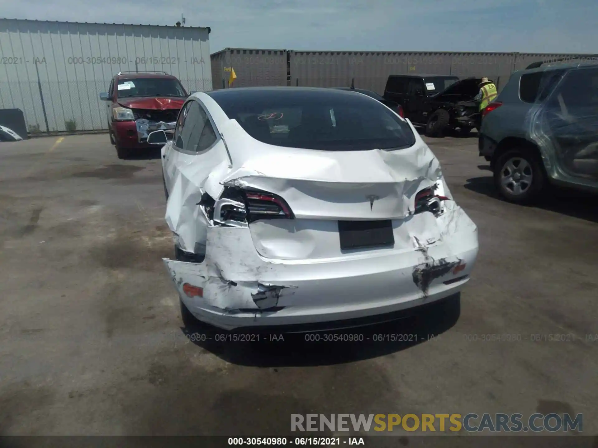 6 Photograph of a damaged car 5YJ3E1EA0LF612341 TESLA MODEL 3 2020