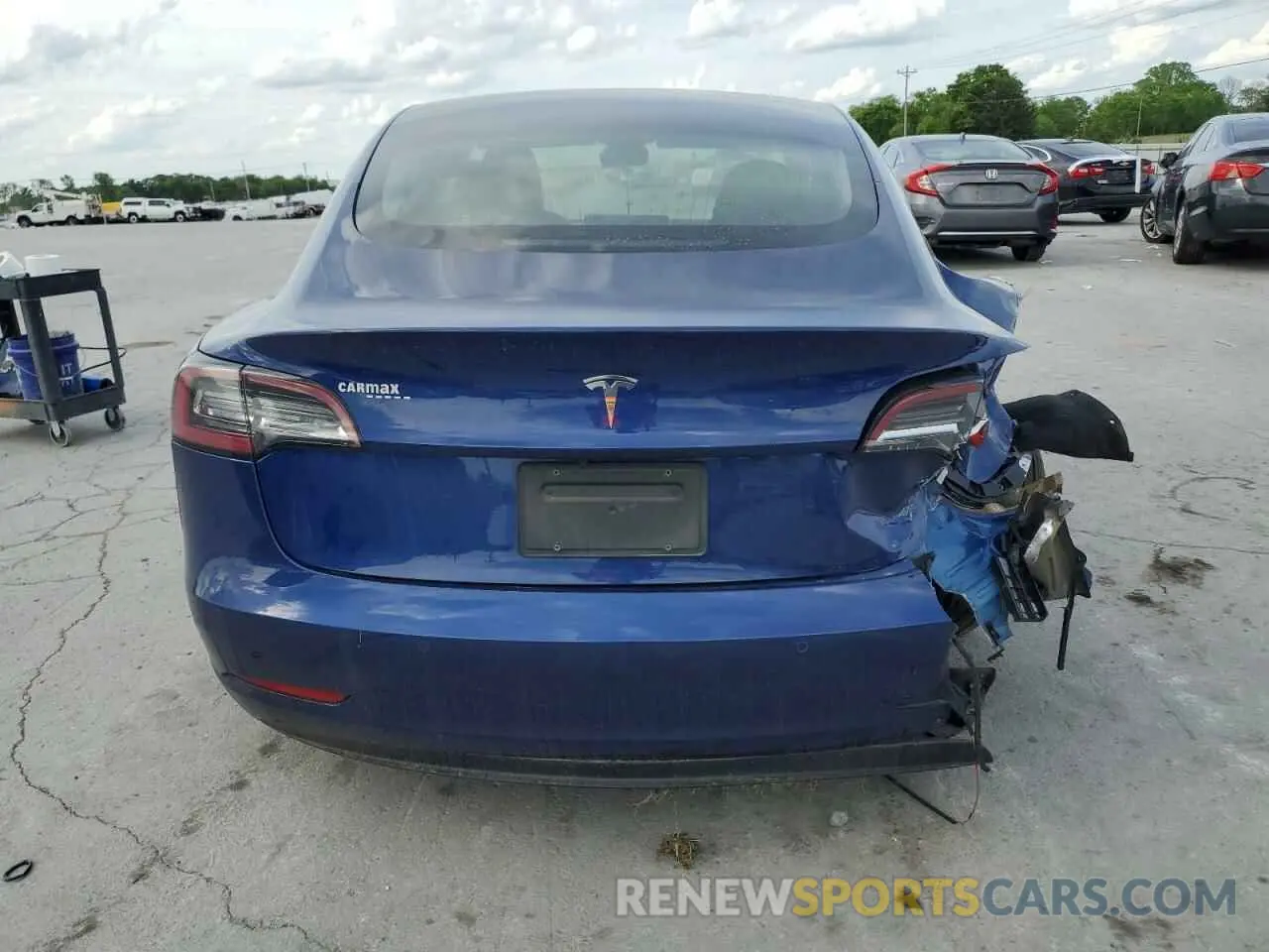 6 Photograph of a damaged car 5YJ3E1EA0LF631066 TESLA MODEL 3 2020