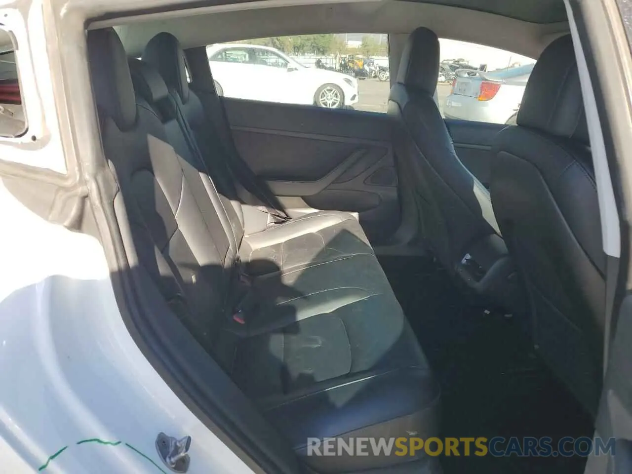 10 Photograph of a damaged car 5YJ3E1EA0LF634307 TESLA MODEL 3 2020