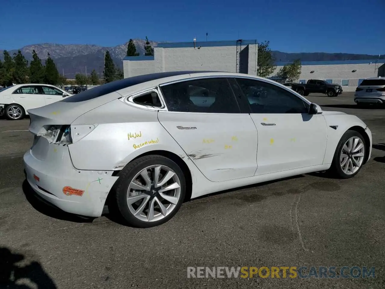 3 Photograph of a damaged car 5YJ3E1EA0LF634307 TESLA MODEL 3 2020