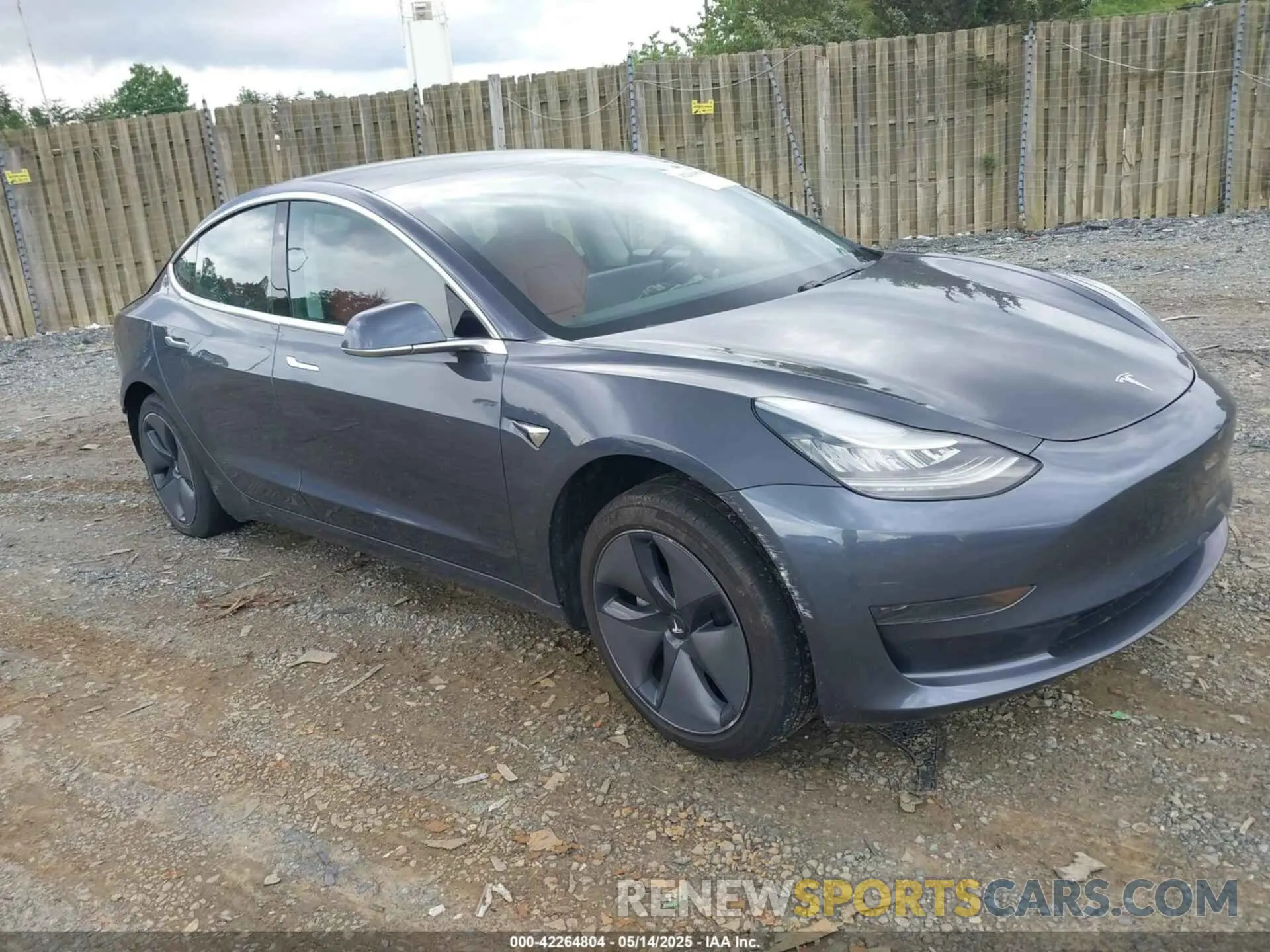 1 Photograph of a damaged car 5YJ3E1EA0LF658235 TESLA MODEL 3 2020