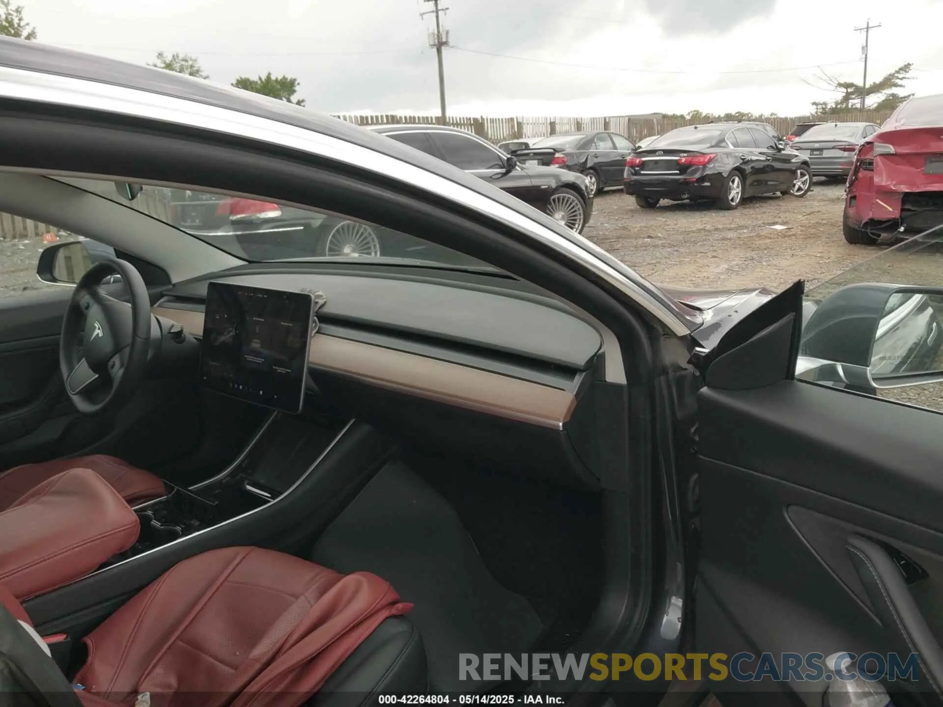 5 Photograph of a damaged car 5YJ3E1EA0LF658235 TESLA MODEL 3 2020
