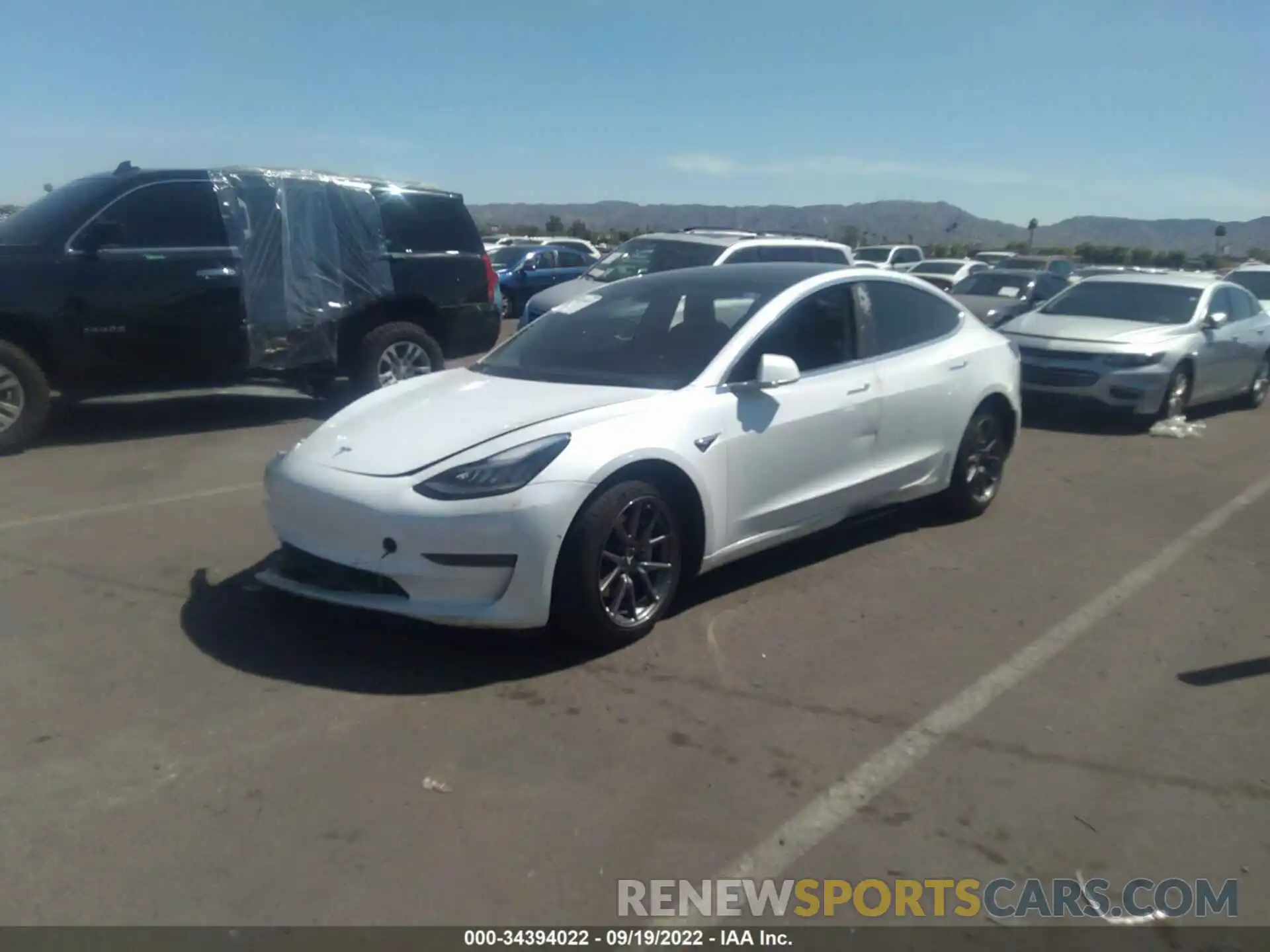 2 Photograph of a damaged car 5YJ3E1EA0LF660227 TESLA MODEL 3 2020