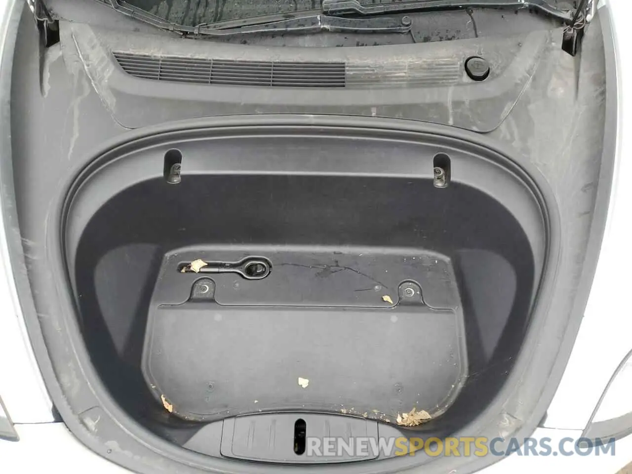 11 Photograph of a damaged car 5YJ3E1EA0LF715713 TESLA MODEL 3 2020