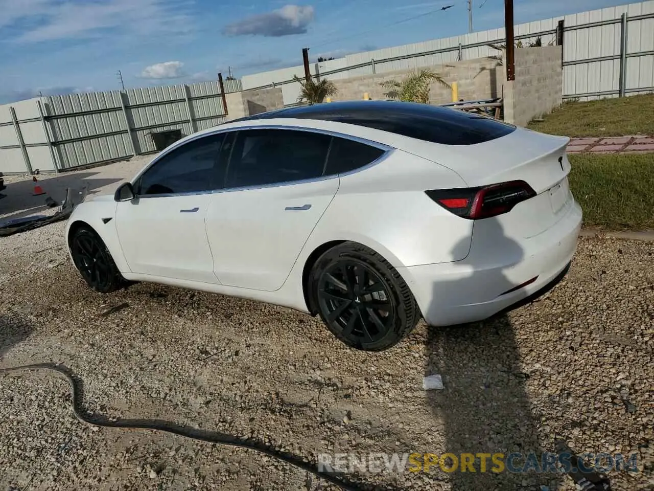 2 Photograph of a damaged car 5YJ3E1EA0LF737601 TESLA MODEL 3 2020