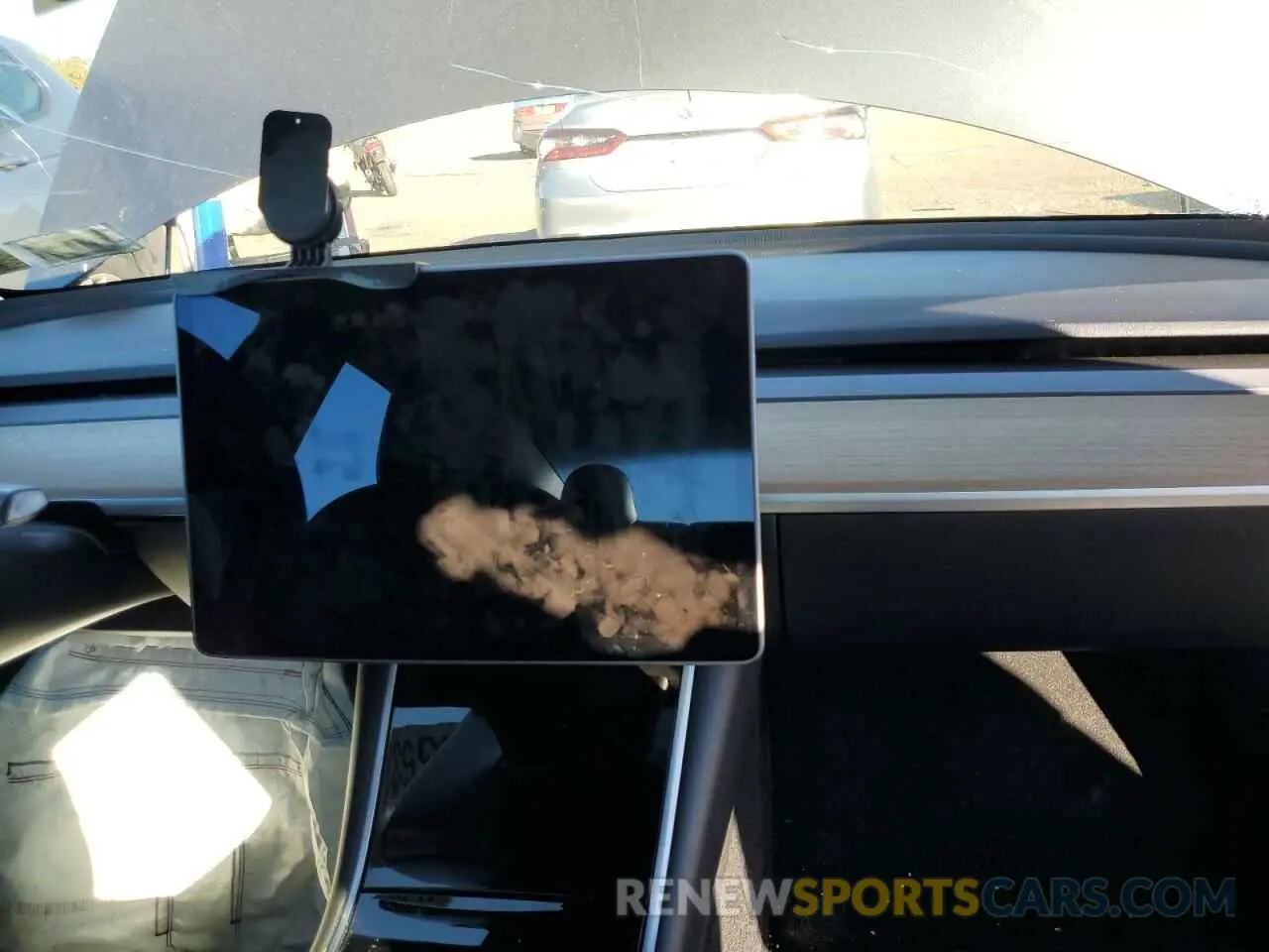9 Photograph of a damaged car 5YJ3E1EA0LF745584 TESLA MODEL 3 2020