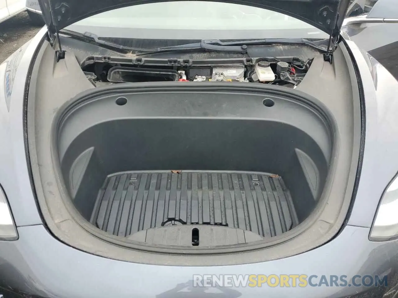 11 Photograph of a damaged car 5YJ3E1EA0LF784840 TESLA MODEL 3 2020