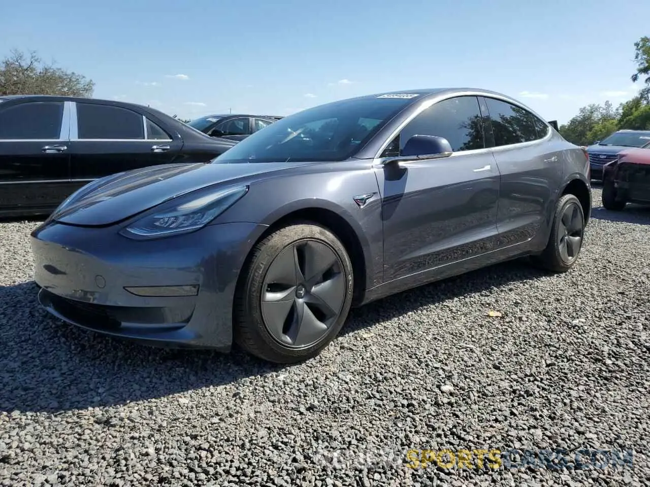 1 Photograph of a damaged car 5YJ3E1EA0LF784854 TESLA MODEL 3 2020