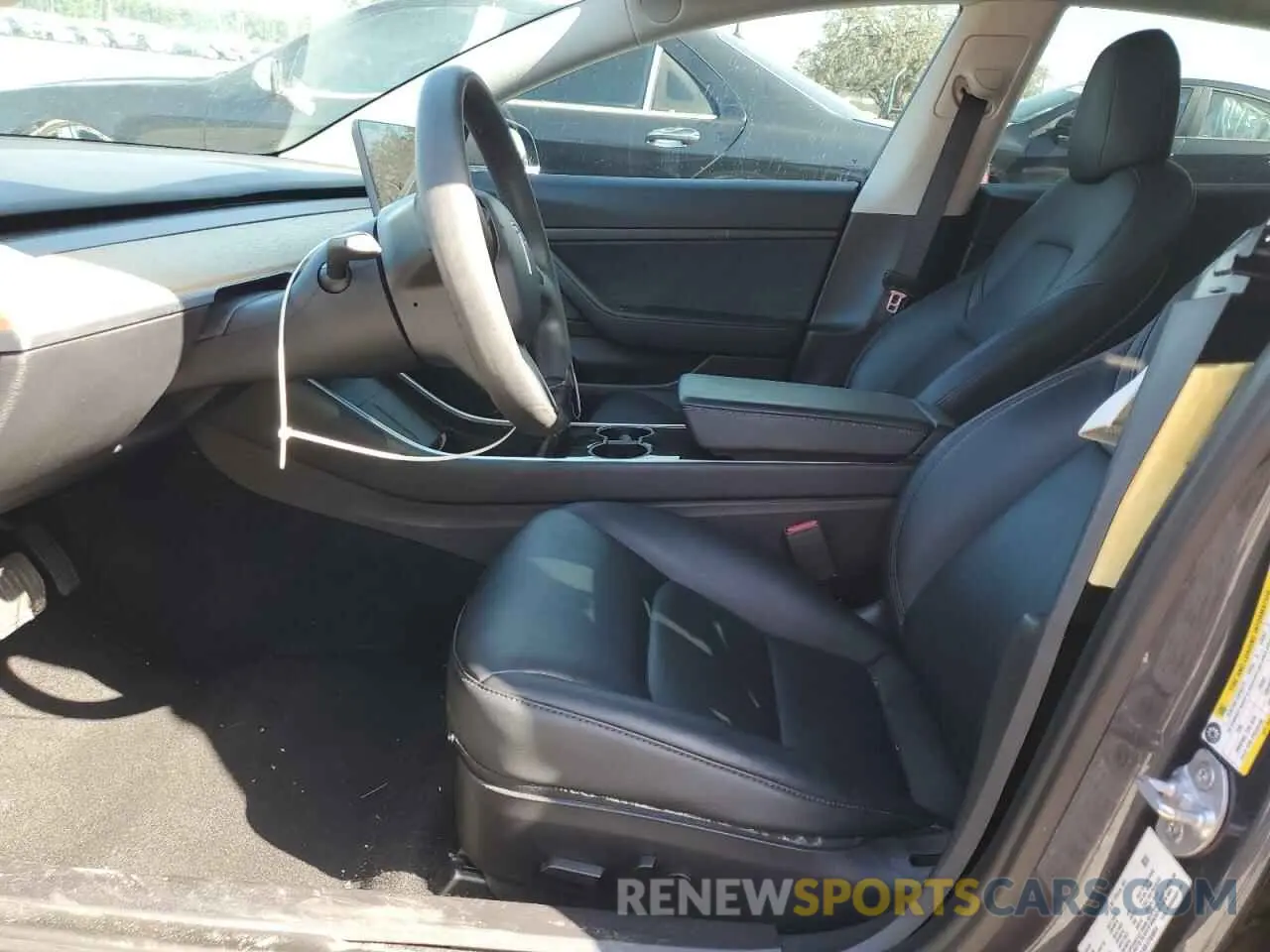 7 Photograph of a damaged car 5YJ3E1EA0LF784854 TESLA MODEL 3 2020