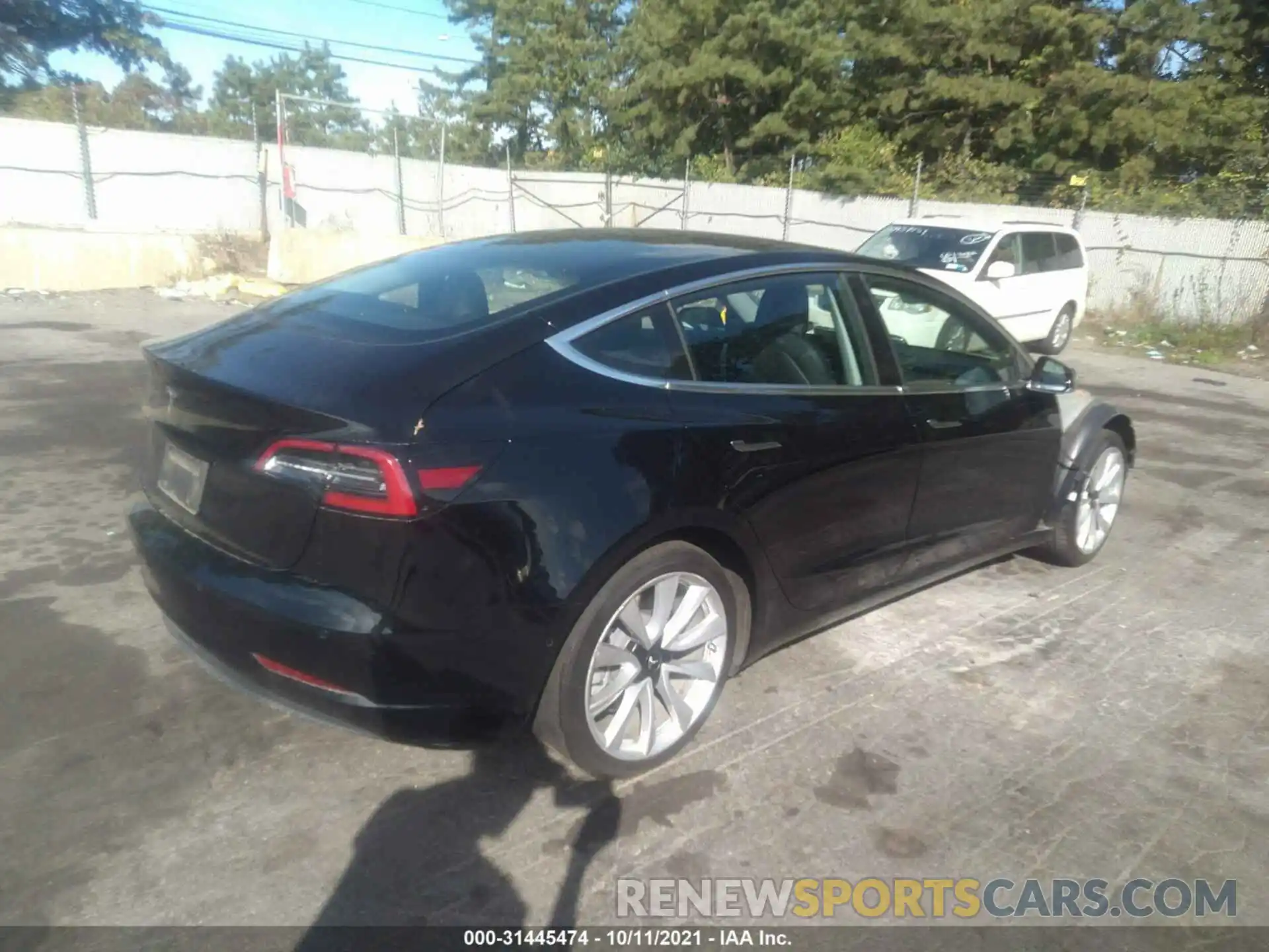 4 Photograph of a damaged car 5YJ3E1EA0LF785518 TESLA MODEL 3 2020