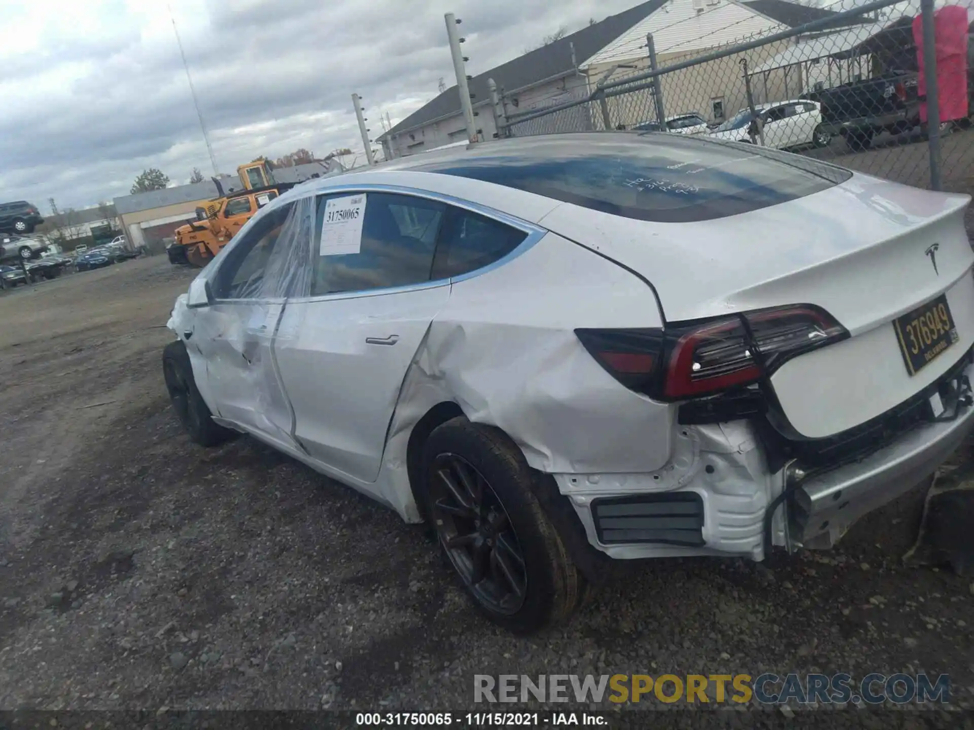 3 Photograph of a damaged car 5YJ3E1EA0LF808599 TESLA MODEL 3 2020