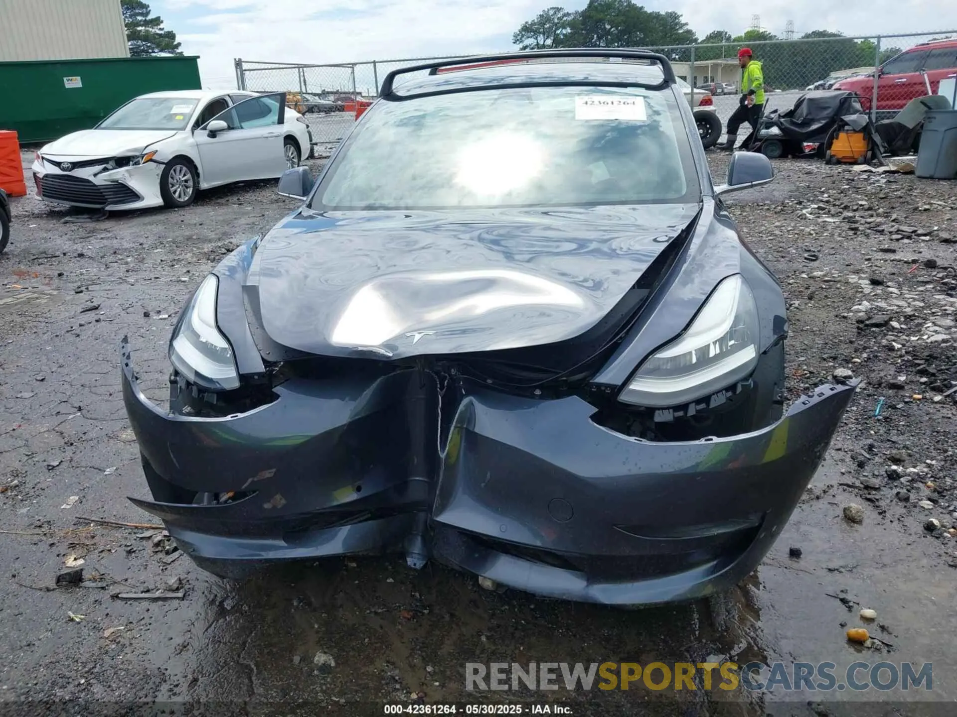 11 Photograph of a damaged car 5YJ3E1EA1LF597221 TESLA MODEL 3 2020