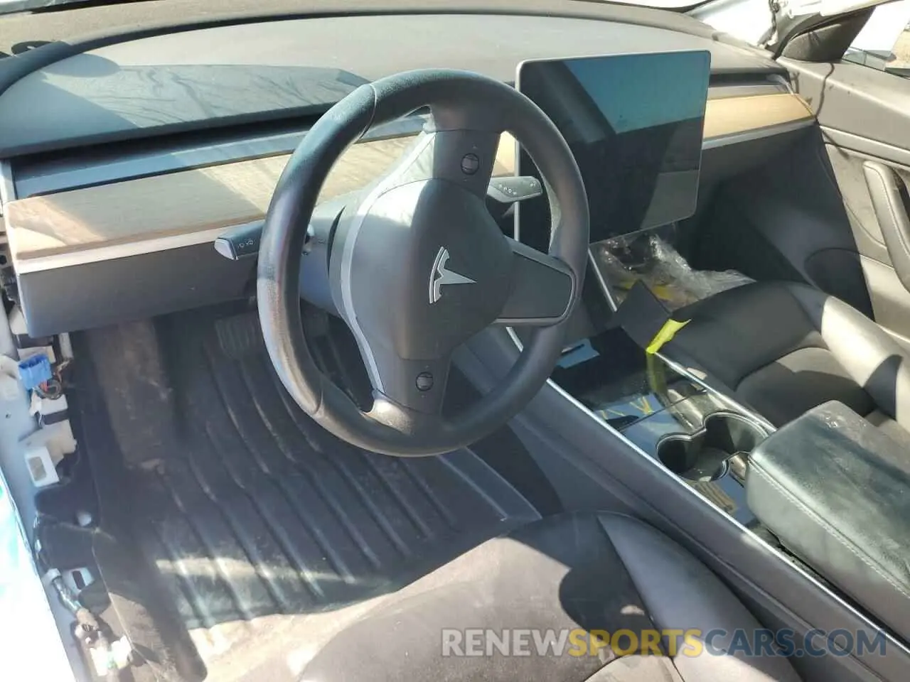 8 Photograph of a damaged car 5YJ3E1EA1LF598059 TESLA MODEL 3 2020