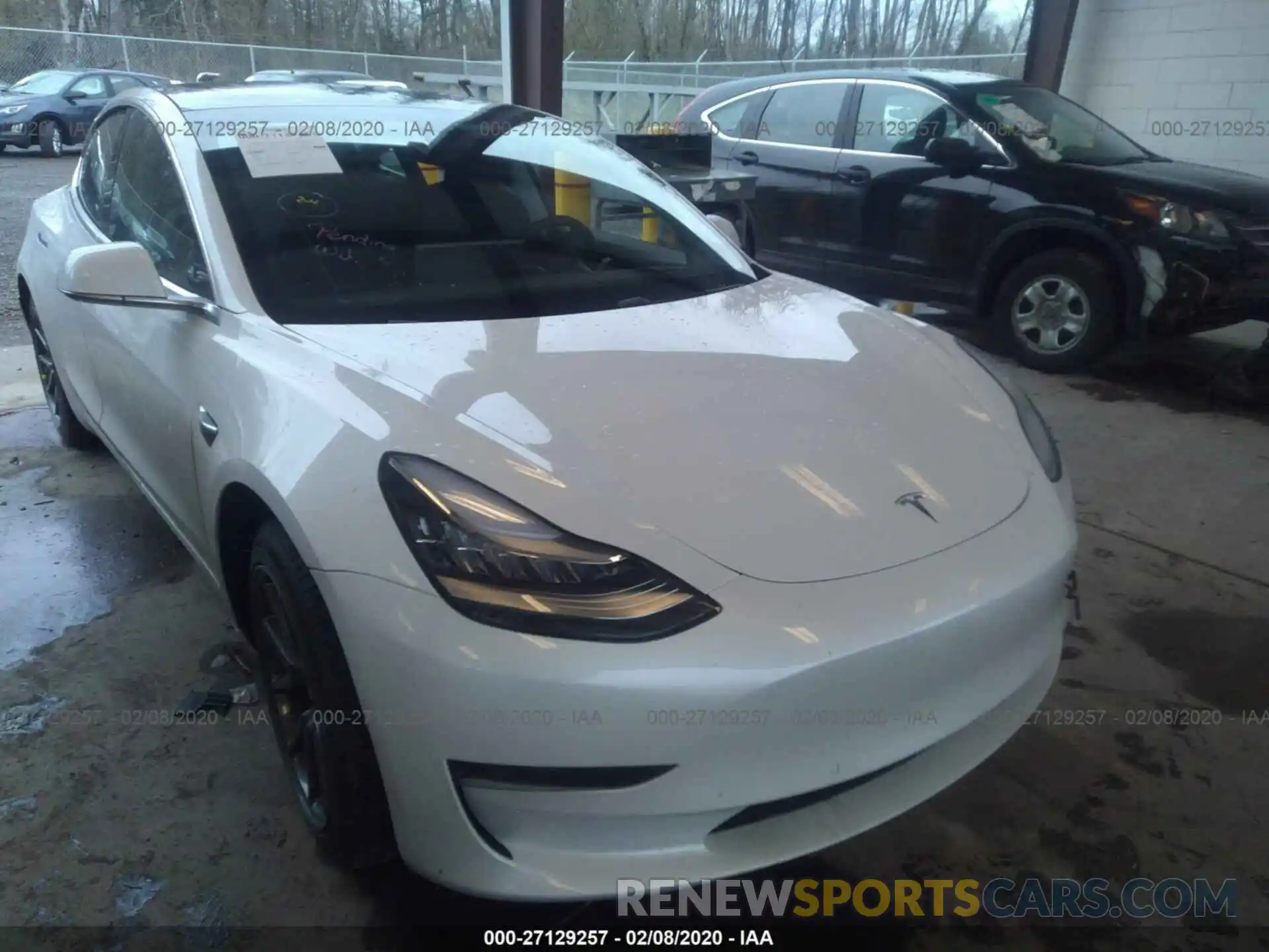 1 Photograph of a damaged car 5YJ3E1EA1LF598126 TESLA MODEL 3 2020