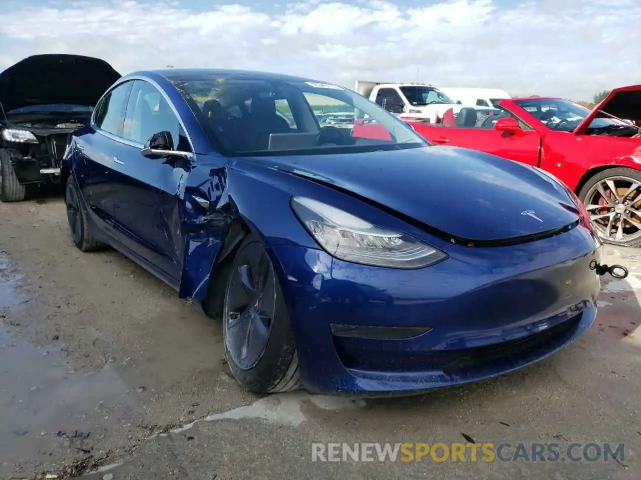 1 Photograph of a damaged car 5YJ3E1EA1LF611957 TESLA MODEL 3 2020