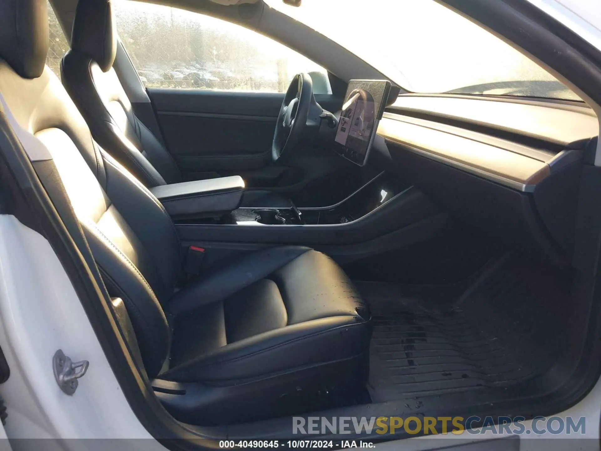 5 Photograph of a damaged car 5YJ3E1EA1LF614440 TESLA MODEL 3 2020
