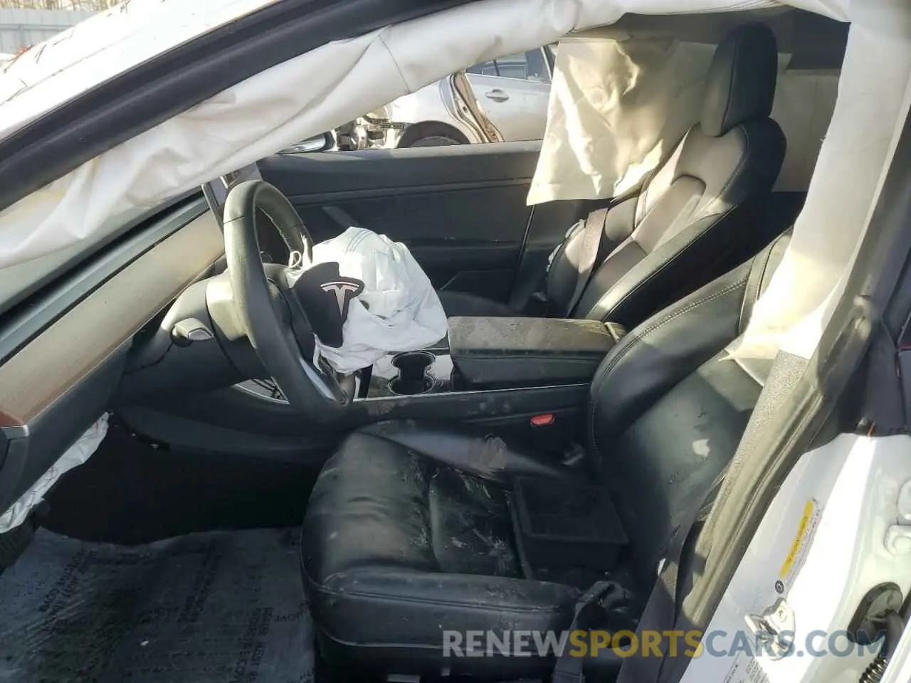 7 Photograph of a damaged car 5YJ3E1EA1LF632873 TESLA MODEL 3 2020
