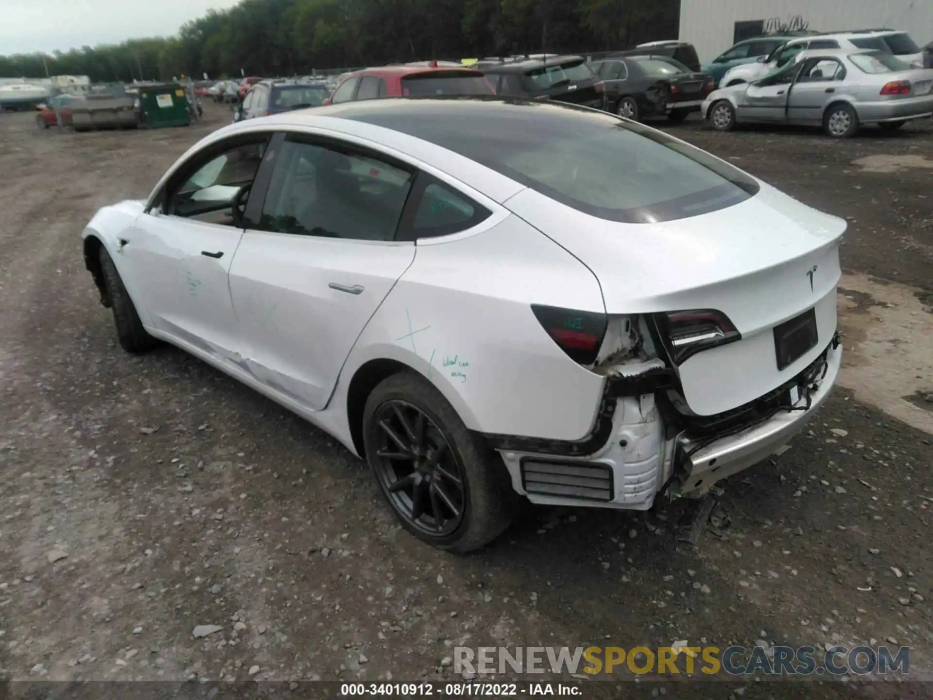 3 Photograph of a damaged car 5YJ3E1EA1LF644764 TESLA MODEL 3 2020