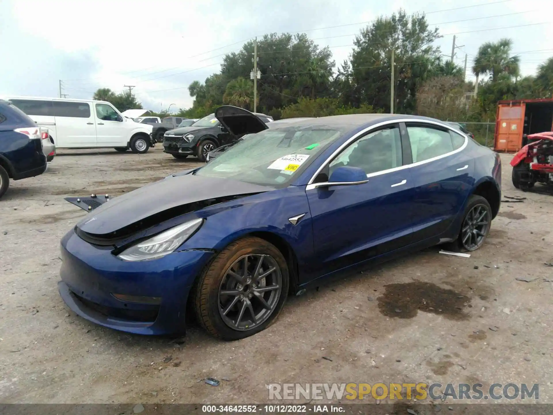 2 Photograph of a damaged car 5YJ3E1EA1LF658339 TESLA MODEL 3 2020