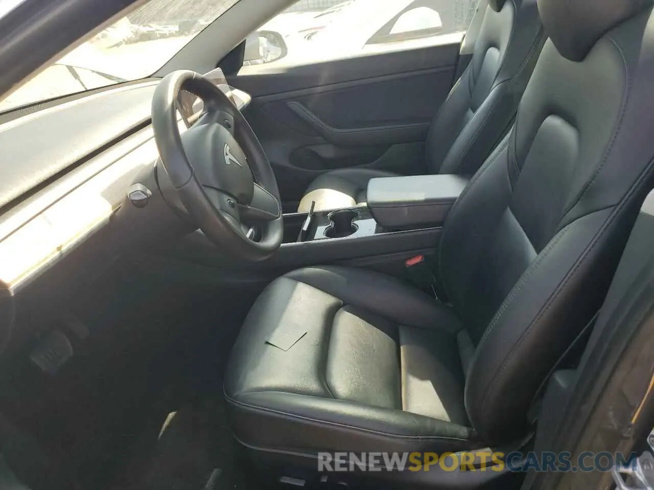 7 Photograph of a damaged car 5YJ3E1EA1LF659748 TESLA MODEL 3 2020