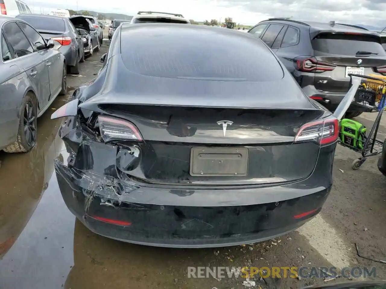 6 Photograph of a damaged car 5YJ3E1EA1LF704574 TESLA MODEL 3 2020