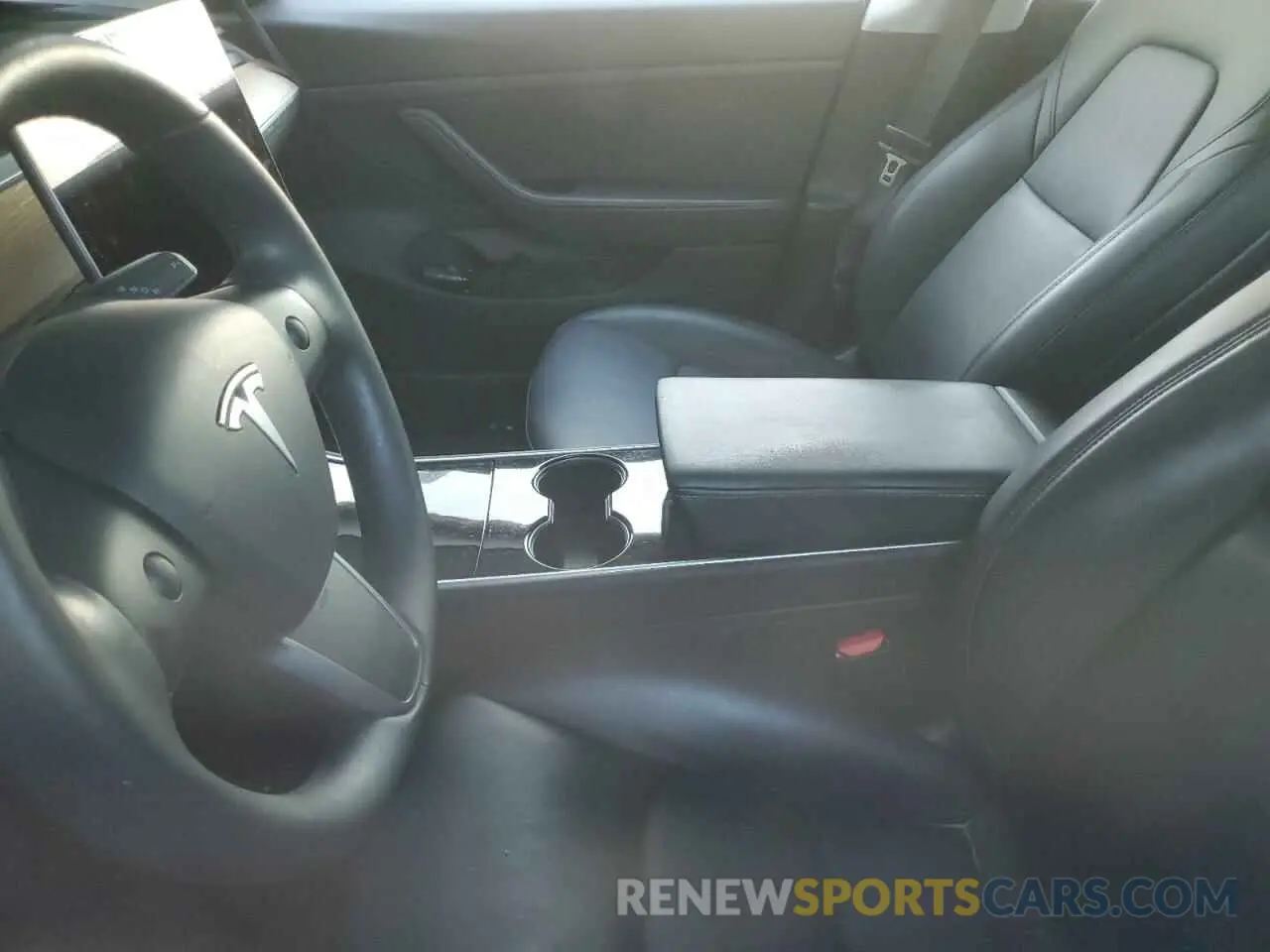 7 Photograph of a damaged car 5YJ3E1EA1LF708818 TESLA MODEL 3 2020