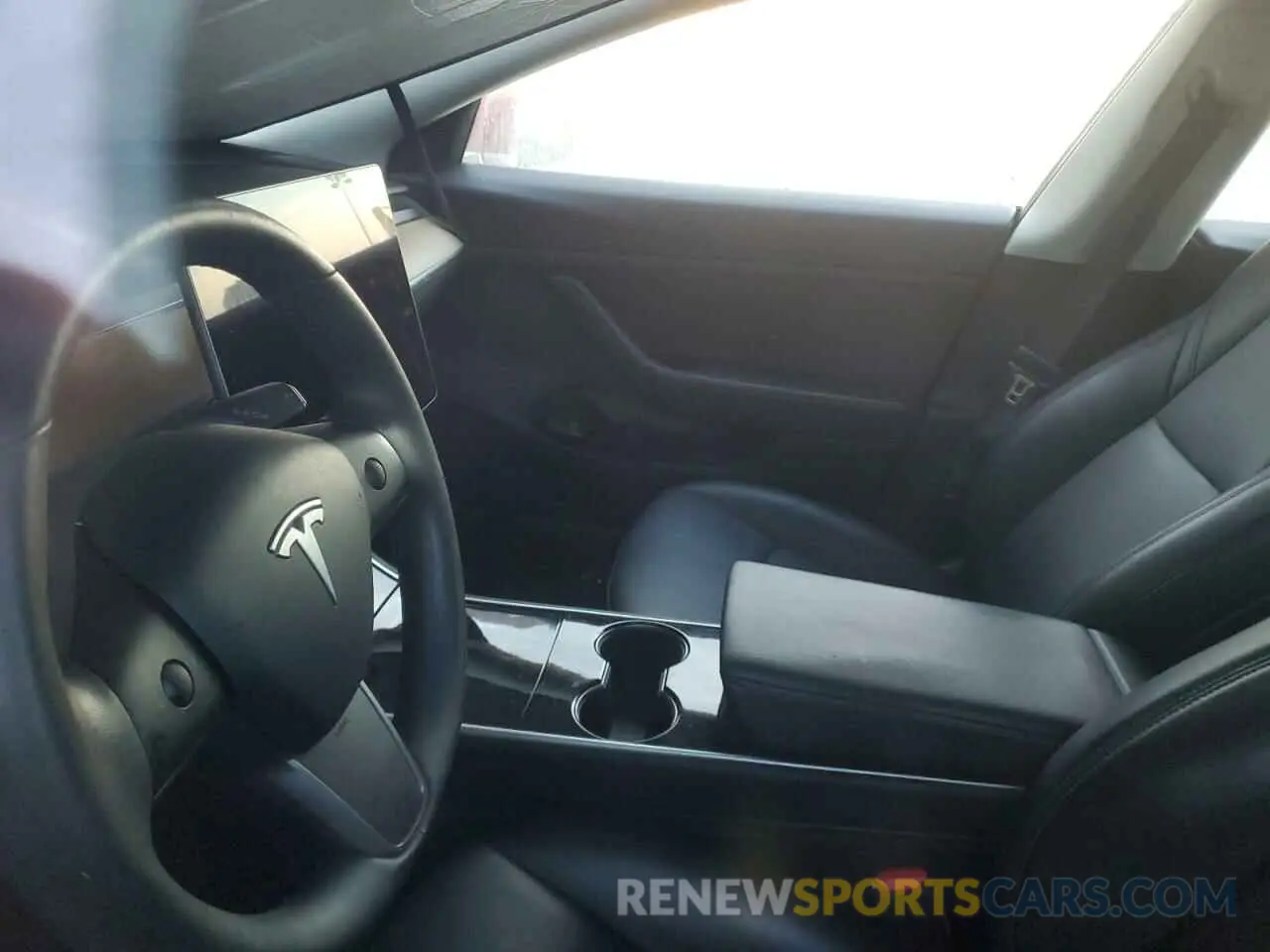 9 Photograph of a damaged car 5YJ3E1EA1LF708818 TESLA MODEL 3 2020