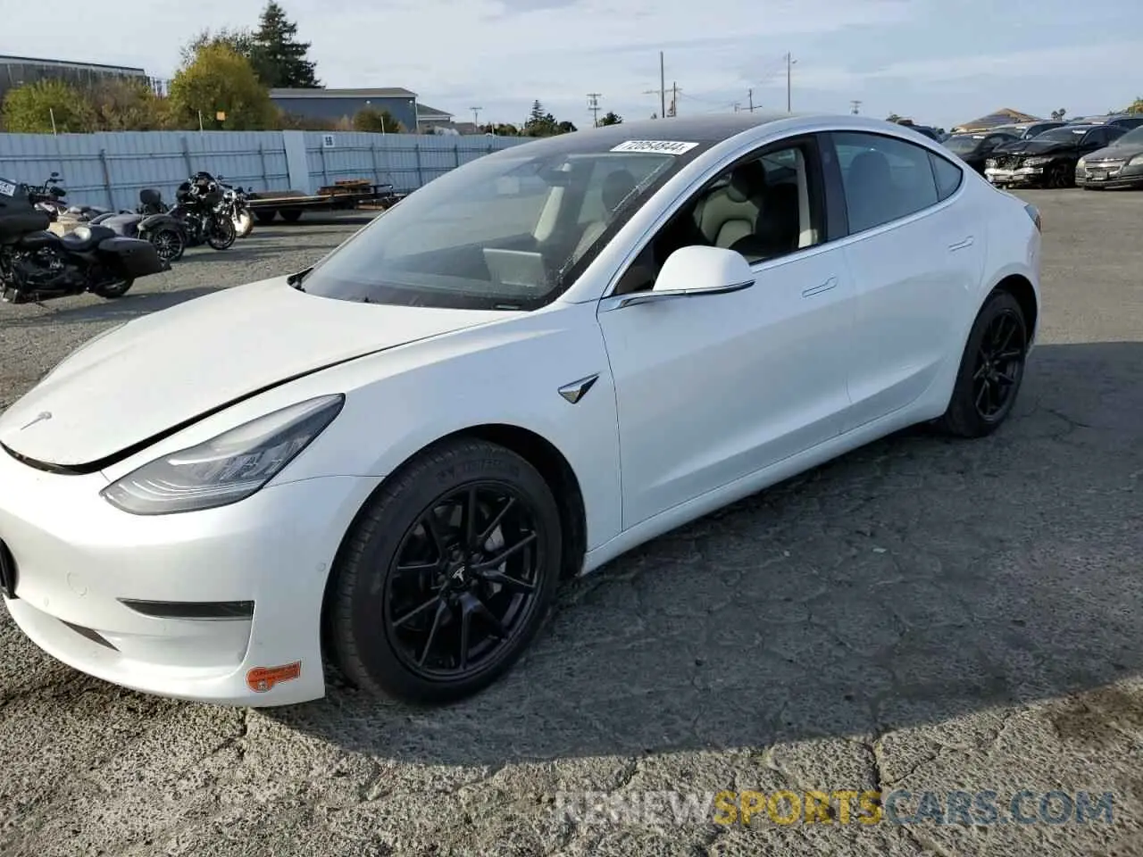 1 Photograph of a damaged car 5YJ3E1EA1LF739969 TESLA MODEL 3 2020