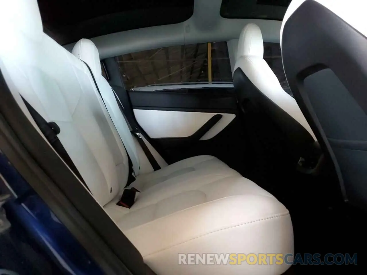 10 Photograph of a damaged car 5YJ3E1EA1LF744069 TESLA MODEL 3 2020