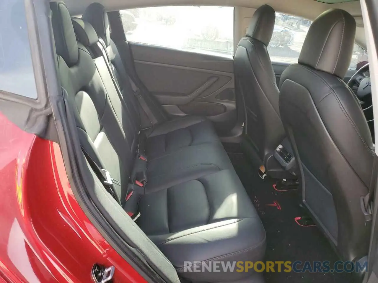 10 Photograph of a damaged car 5YJ3E1EA1LF745254 TESLA MODEL 3 2020