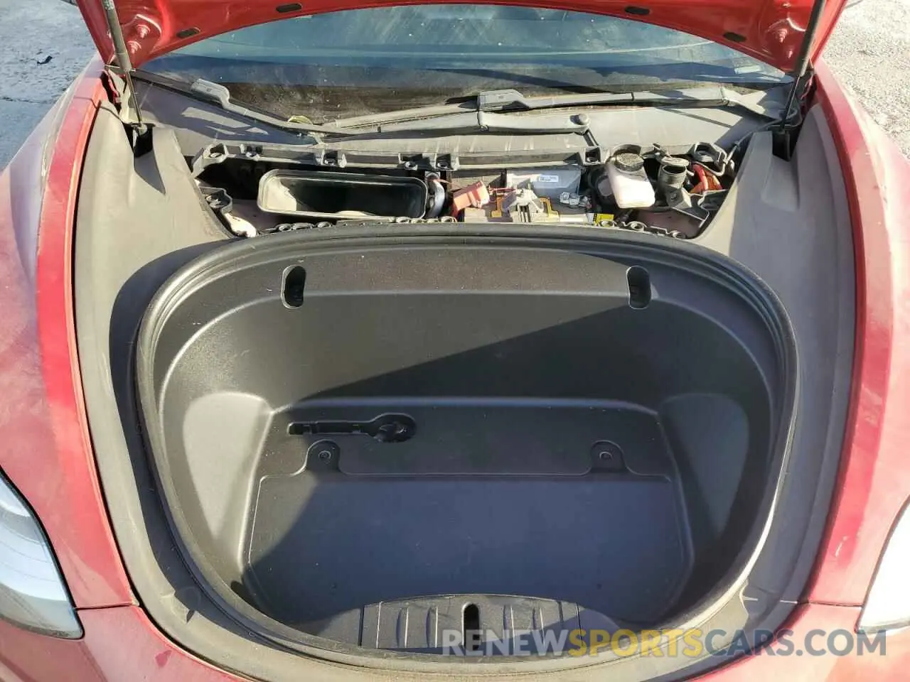 11 Photograph of a damaged car 5YJ3E1EA1LF745254 TESLA MODEL 3 2020