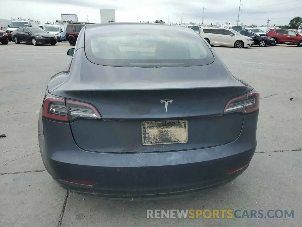 6 Photograph of a damaged car 5YJ3E1EA1LF784832 TESLA MODEL 3 2020